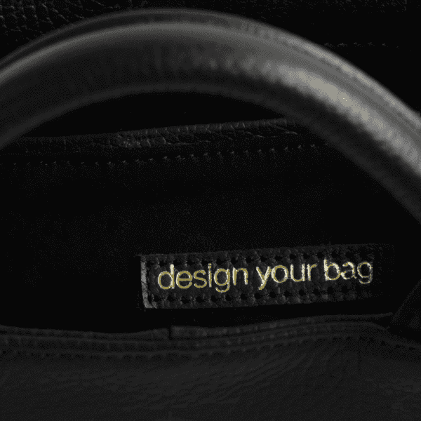 <span style="font-family:Bodoni Moda;">NORA</span><br>Night - Image 3