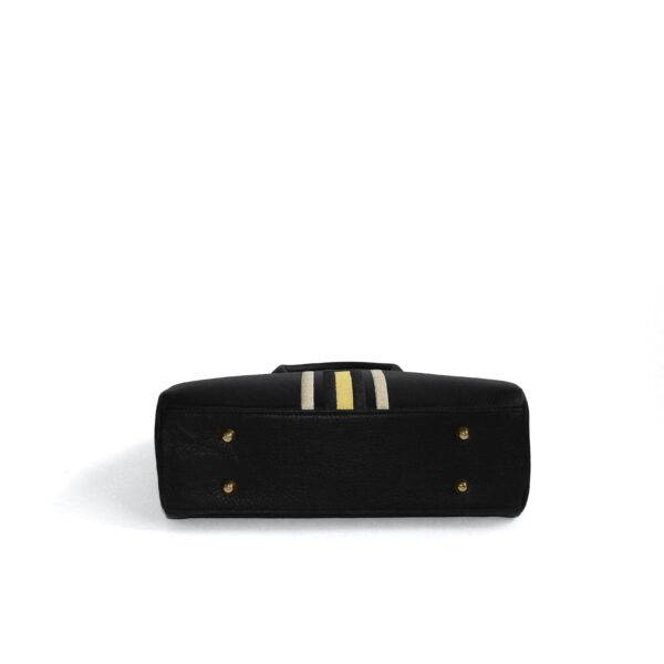 <span style="font-family:Bodoni Moda;">NORA</span><br>Night - Image 4